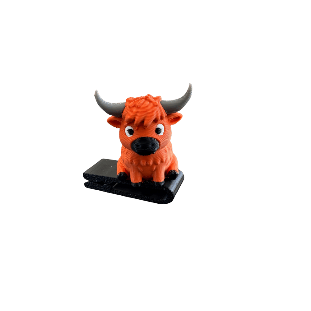 Fergus the Highland Cow BrimPet hat clip